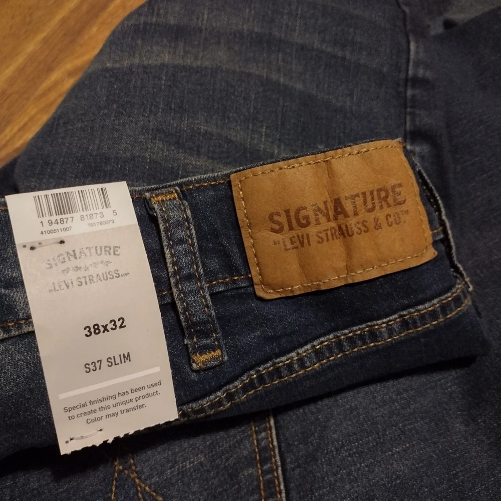 Levi Strauss Signature Super Flex Slim Fit Jeans - Picture 2 of 13